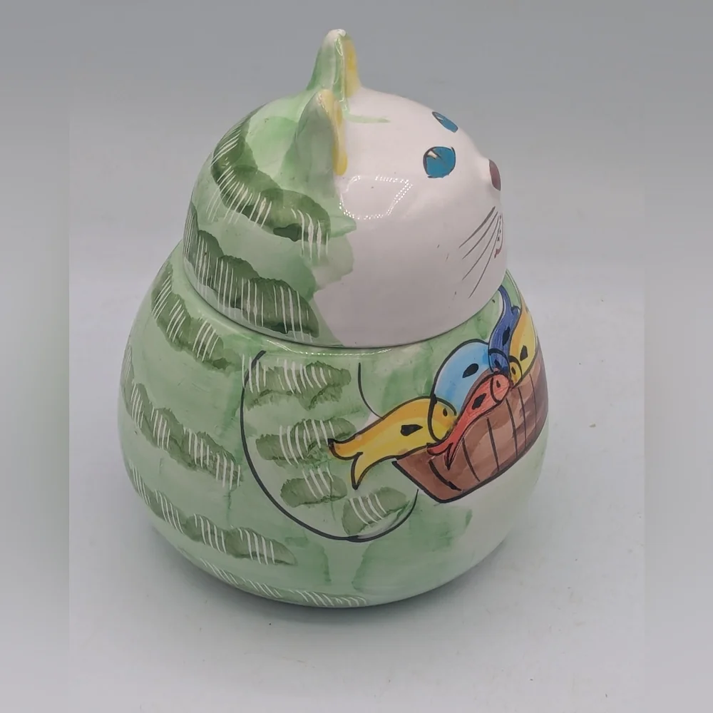 Vintage Pier 1 Imports roly poly Cat w/fish ceramic jar hand painted Italy